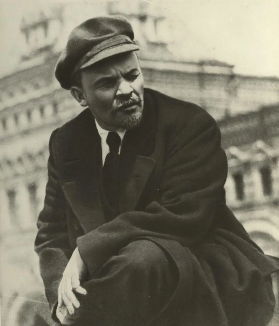 К 100-летию со дня смерти государственного деятеля, первого председателя Совета Народных Комиссаров, основателя СССР В.И. Ленина